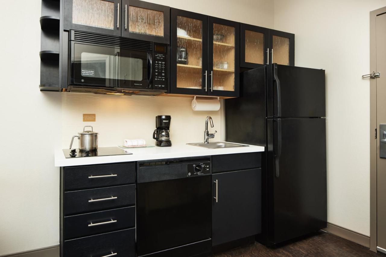 Candlewood Suites Charleston-Northwoods By Ihg North Charleston Bagian luar foto