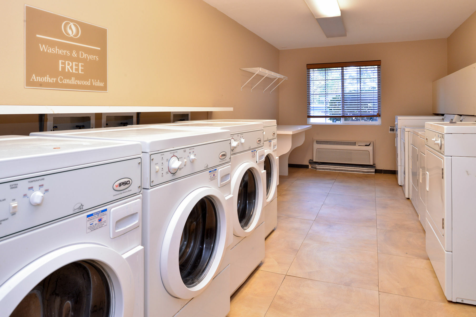 Candlewood Suites Charleston-Northwoods By Ihg North Charleston Bagian luar foto
